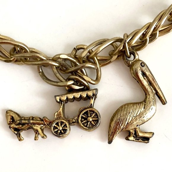 Fun vintage New Orleans charm bracelet - Picture 3 of 6